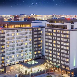 4* Otel Holiday International Airport By Ihg
